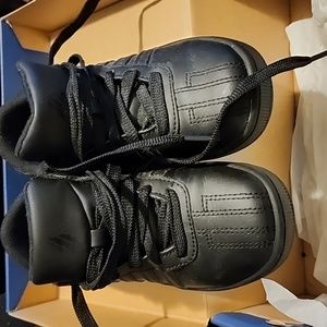 Kids sneakers
